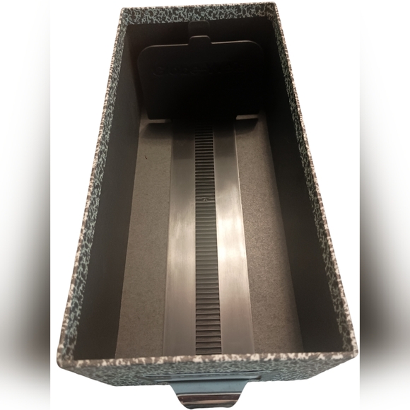 Sturdy Globe-Weis index box - Picture 6 of 7